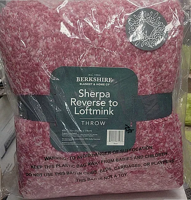 Berkshire Sherpa Reverse to Loftmink Throw 60" x 70" Red Brand New