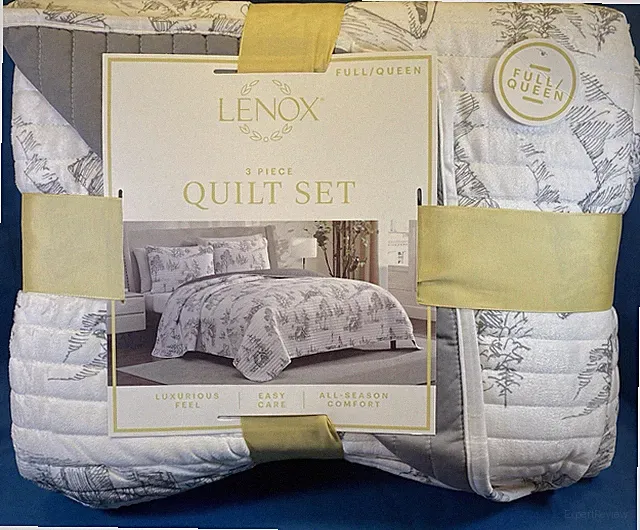 Lenox 3 Piece Quilt Set Queen / Full Holiday - Christmas W/ Shams New