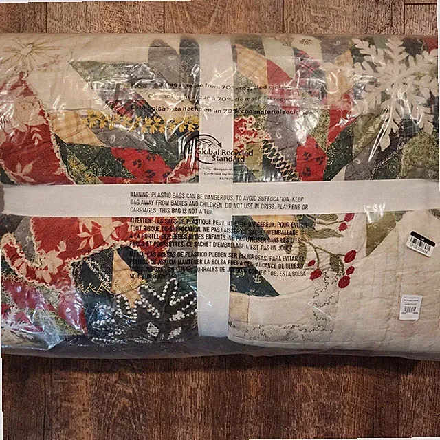 Pottery Barn Winter Wreath Handcrafted Reversible KING Quilt New